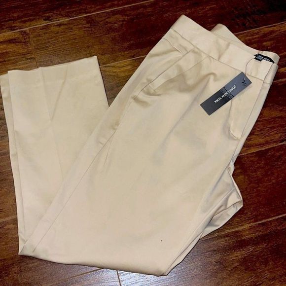 *Jones New York satin capri pants - Picture 3 of 5